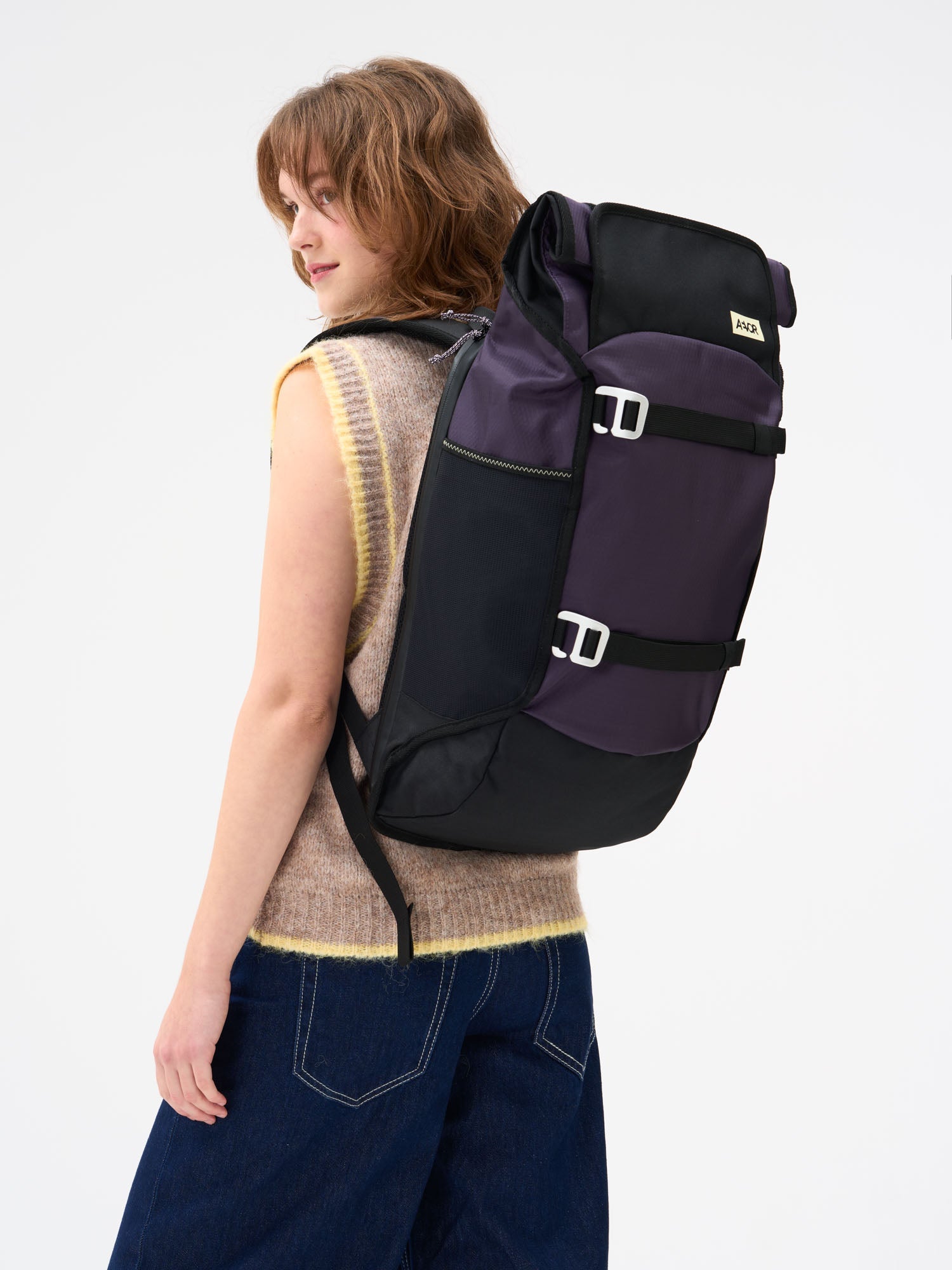 aevor-trip-pack-rucksack-phantom-purple-26-33l image 2