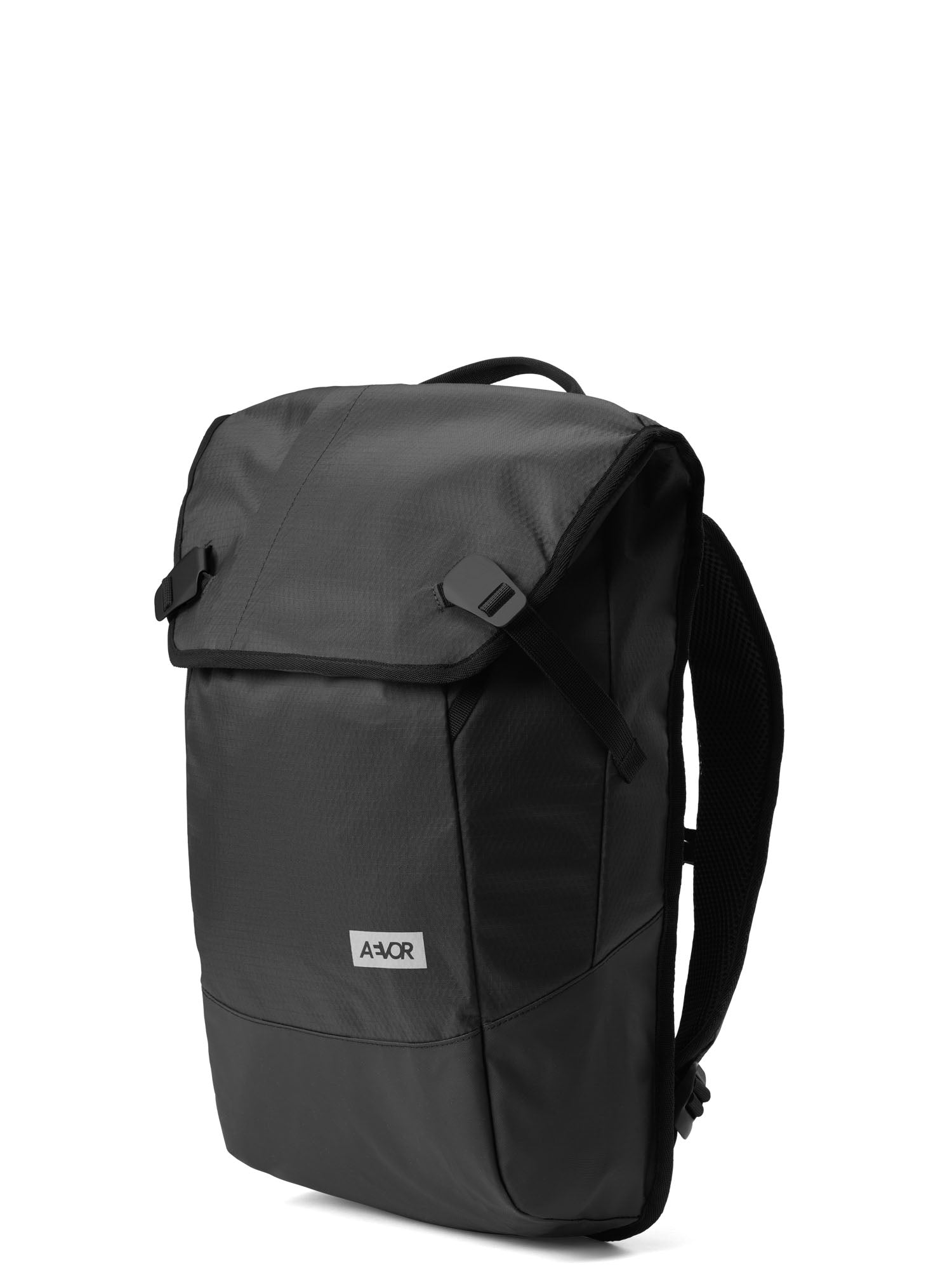 aevor-daypack-rucksack-18-28-l-proof-black-laptop image 8