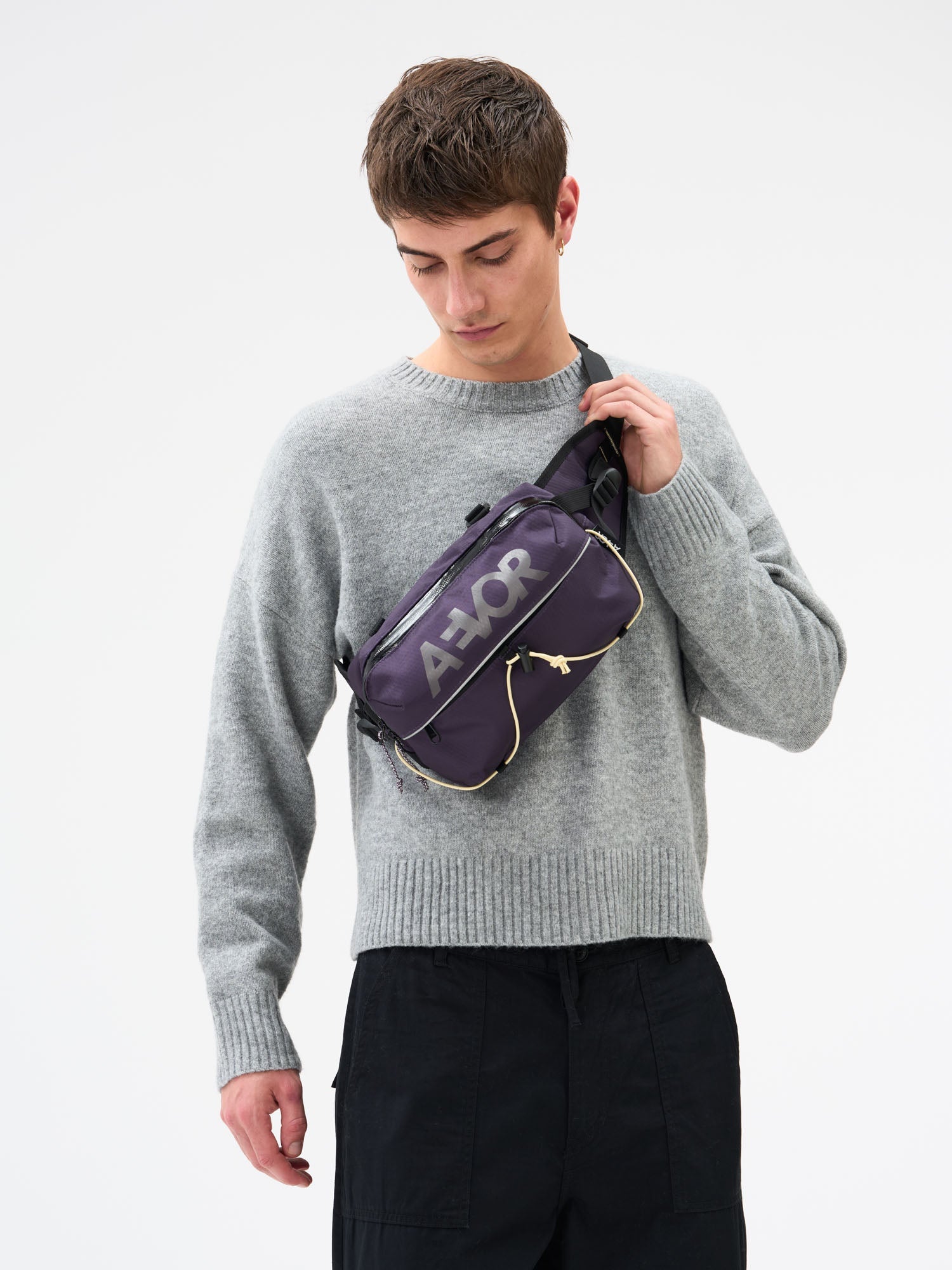 aevor-bar-bag-bauchtasche-proof-phantom-purple-osfa image 2