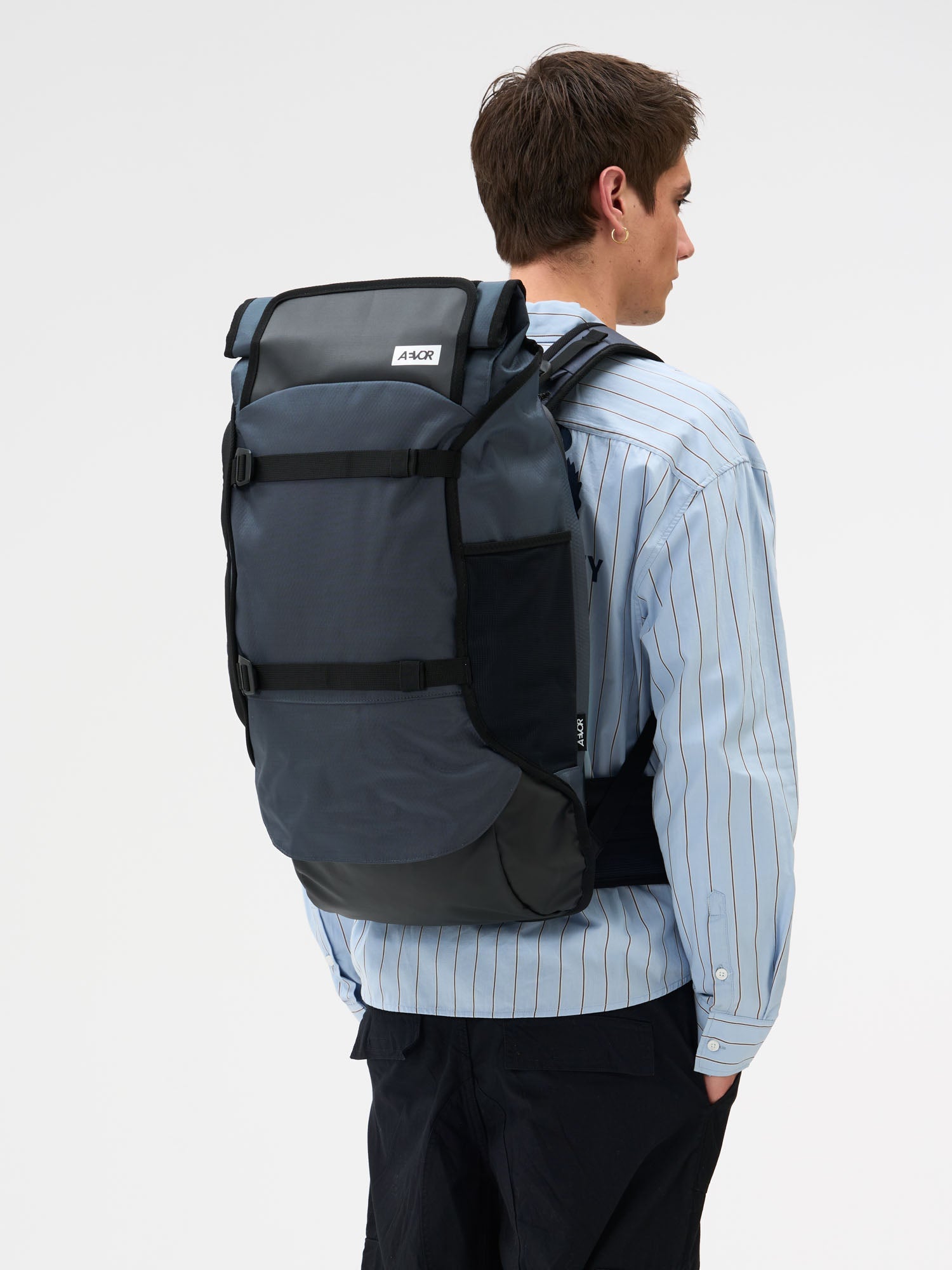 aevor-travel-pack-reiserucksack-proof-petrol-38-45l-handgep-ck image 2