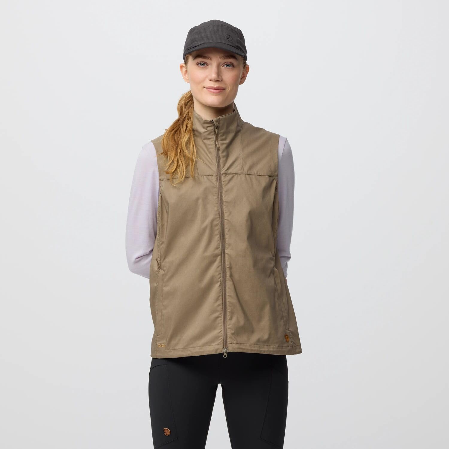 fj-llr-ven-abisko-weste-damen-schwarz-regular image 3
