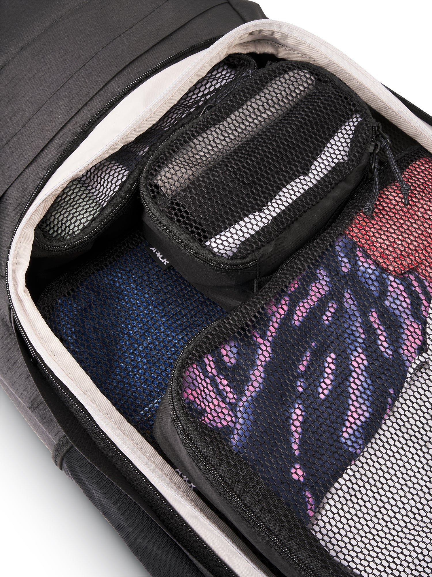 aevor-packing-cube-small-packw-rfel-ripstop-black-mesh image 3