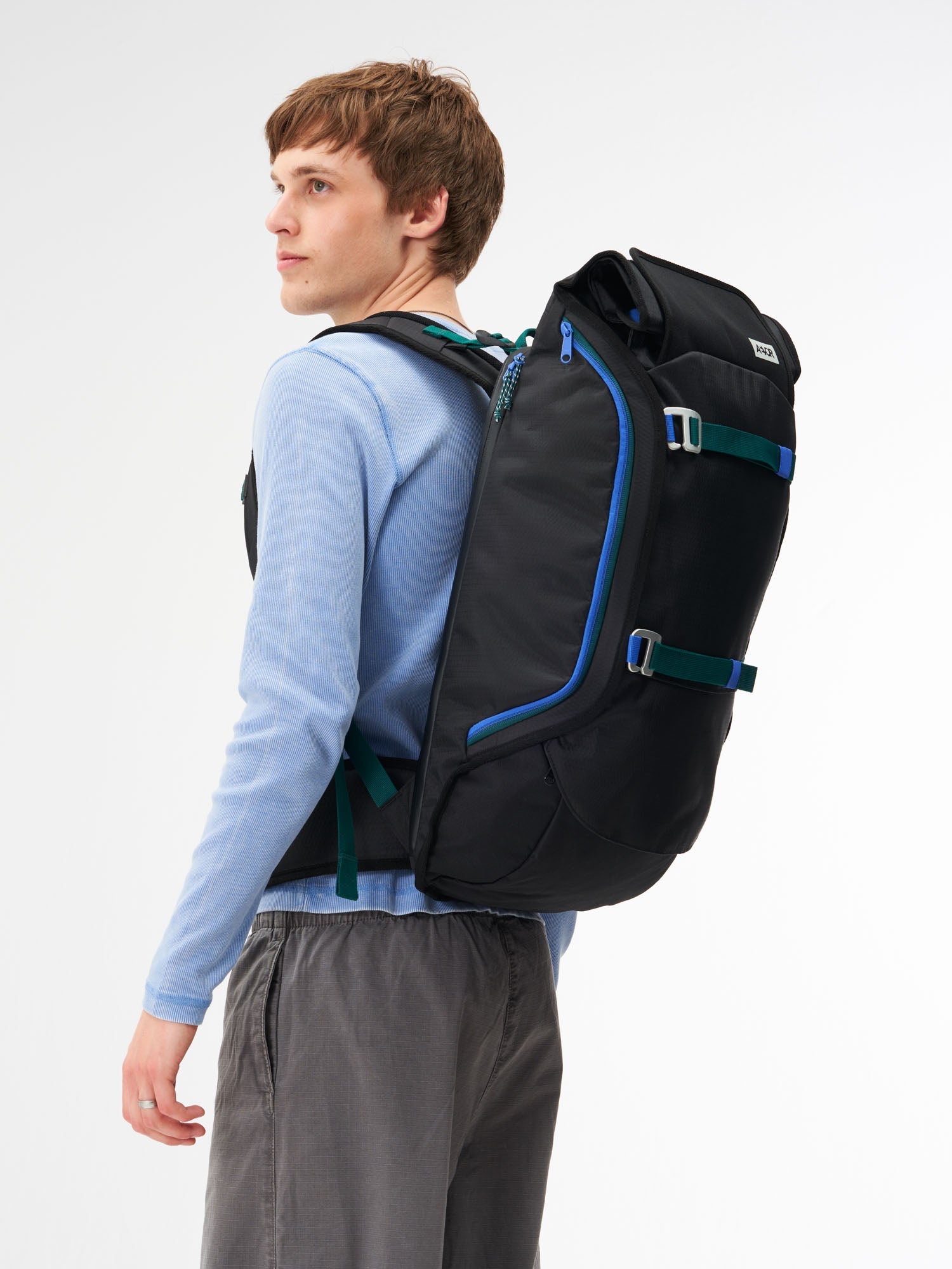 aevor-travel-pack-rucksack-proof-dual-dip-aqua-drift-45l image 6