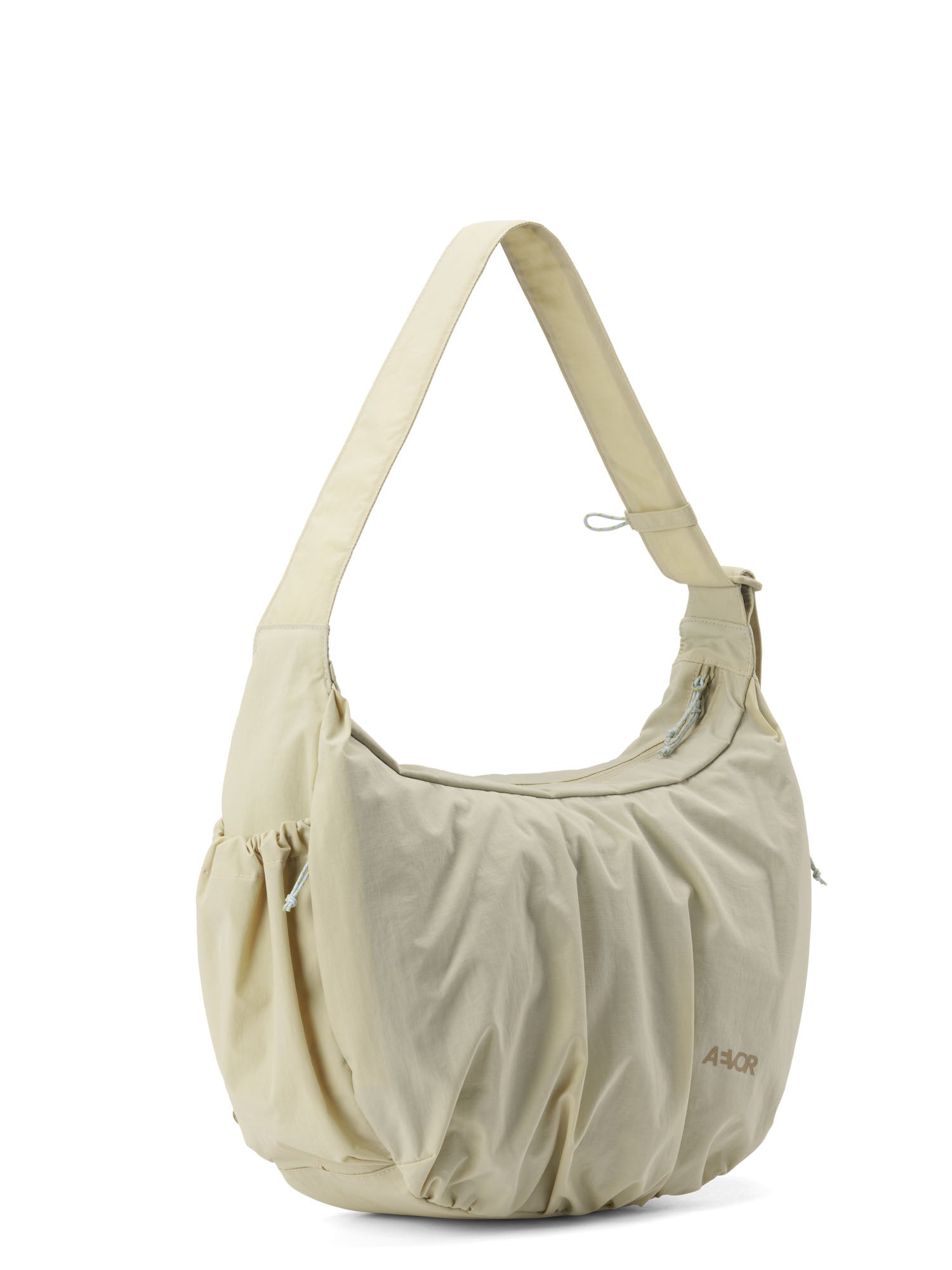 aevor-slouchy-bag-handtasche-23l-off-white-laptopfach image 4