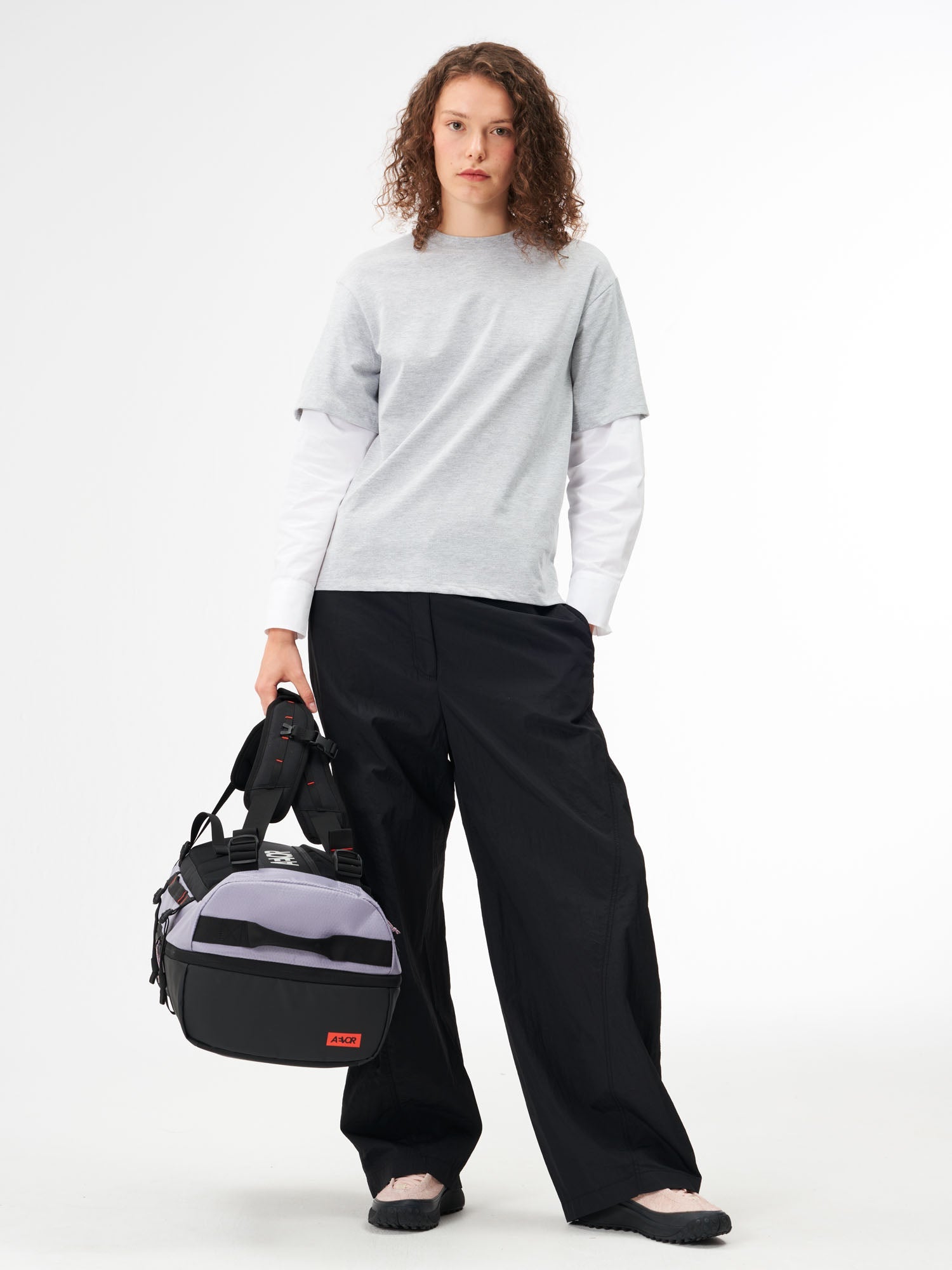 aevor-duffel-pack-reiserucksack-proof-lavender-47-60-l image 4