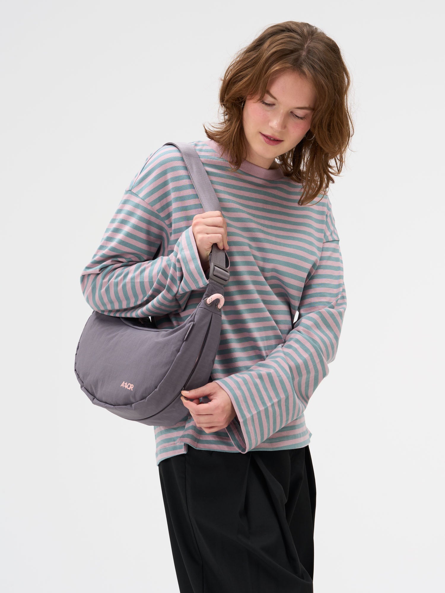 aevor-sling-bag-umh-ngetasche-grey-5-5-l-fahrrad image 2