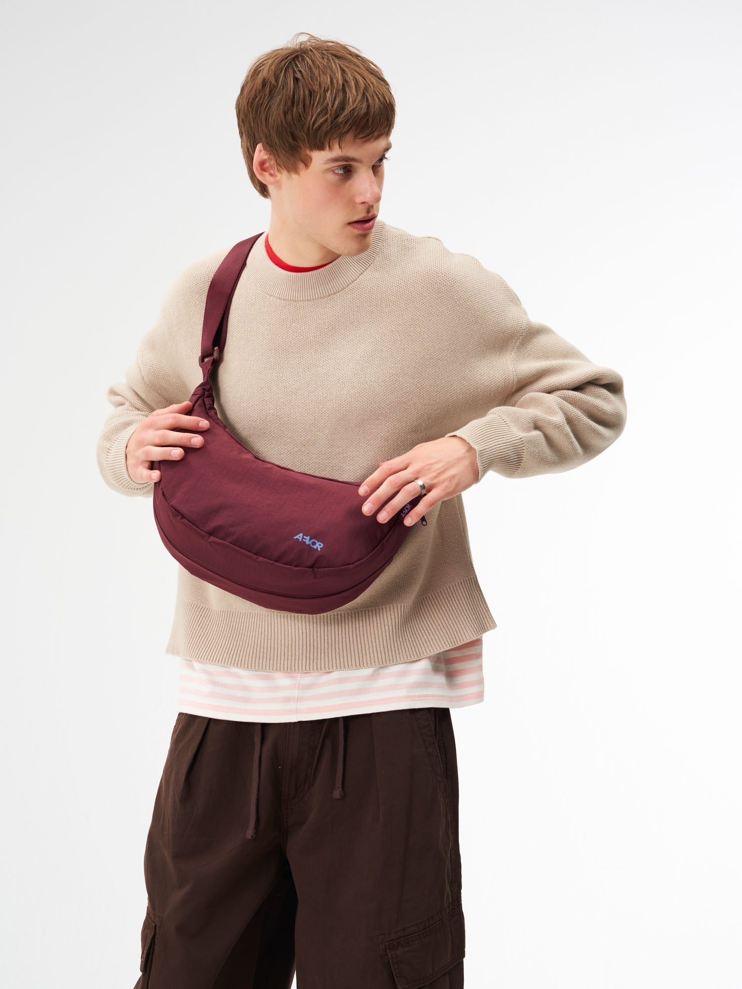 aevor-sling-bag-umh-ngetasche-burgundy-5-5-l-fahrrad image 5