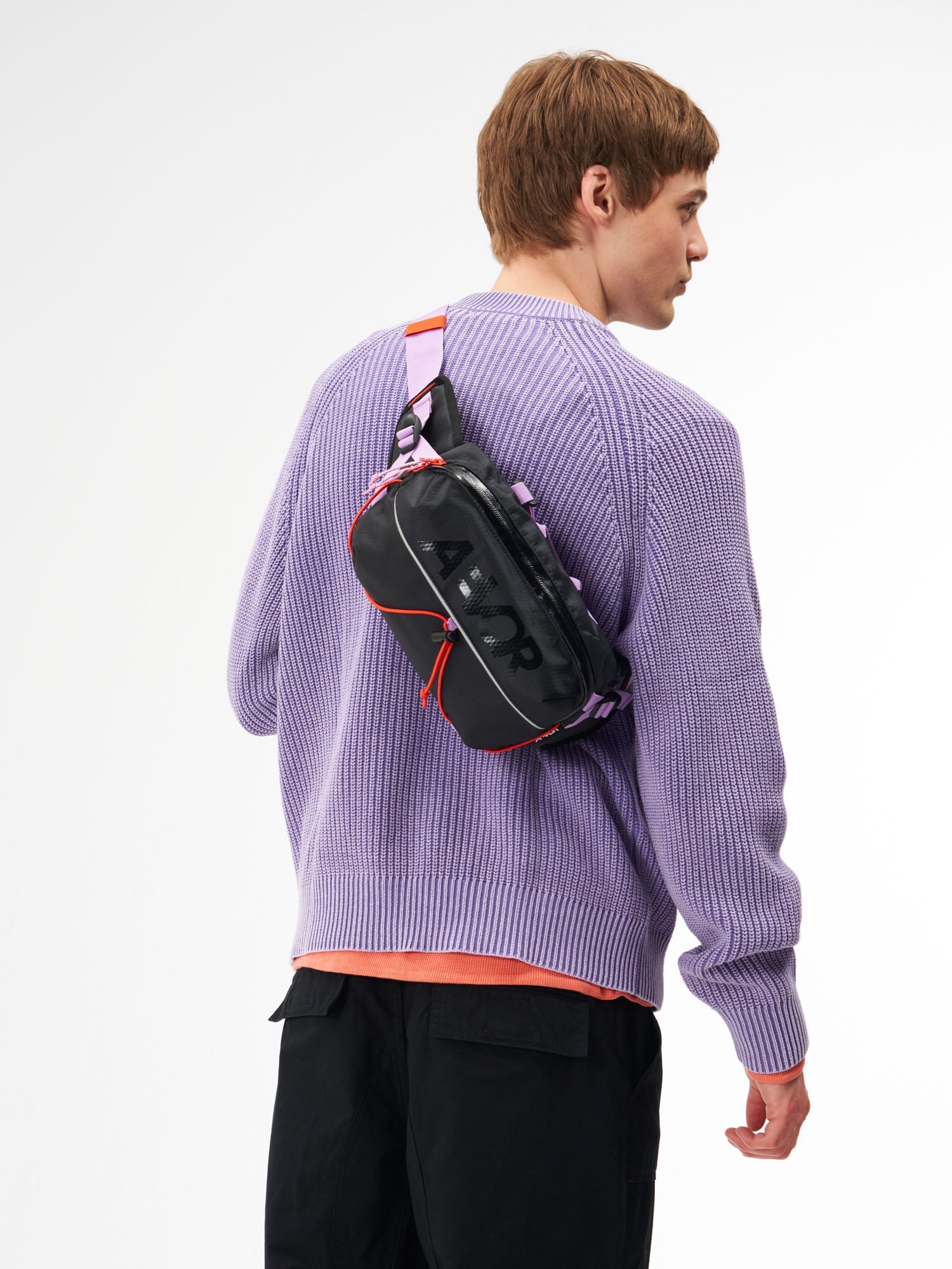 aevor-bar-bag-proof-dual-dip-bauchtasche-violett-rush image 6