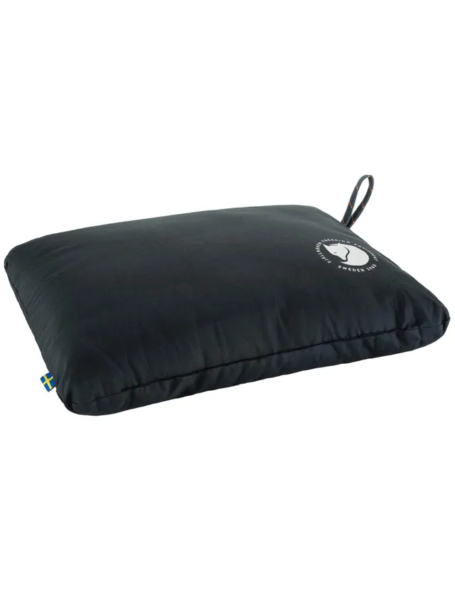 fj-llr-ven-abisko-travel-pillow-reisekissen-blue-shadow-recycelt image 1