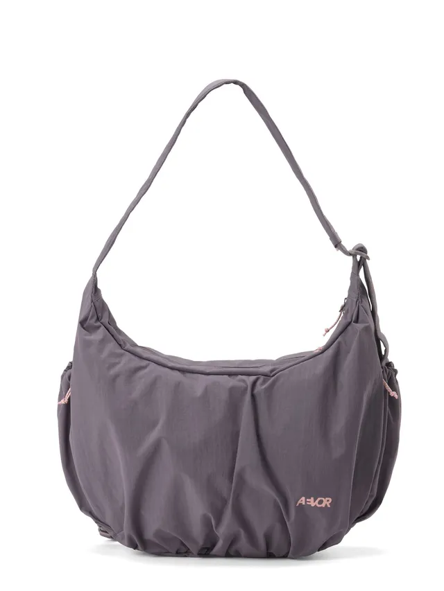 aevor-slouchy-bag-handtasche-23l-grey-laptopfach image 1