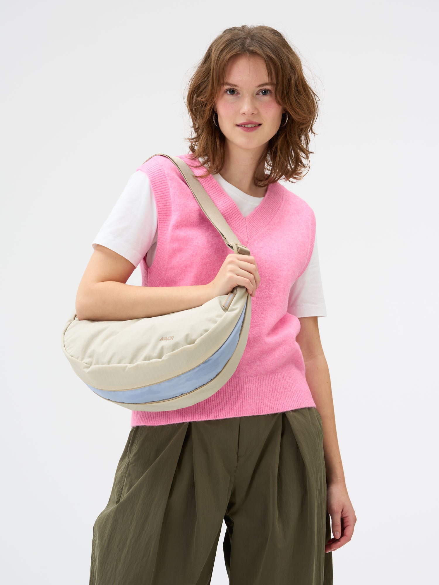 aevor-sling-bag-umh-ngetasche-off-white-5-5-l-fahrrad image 2