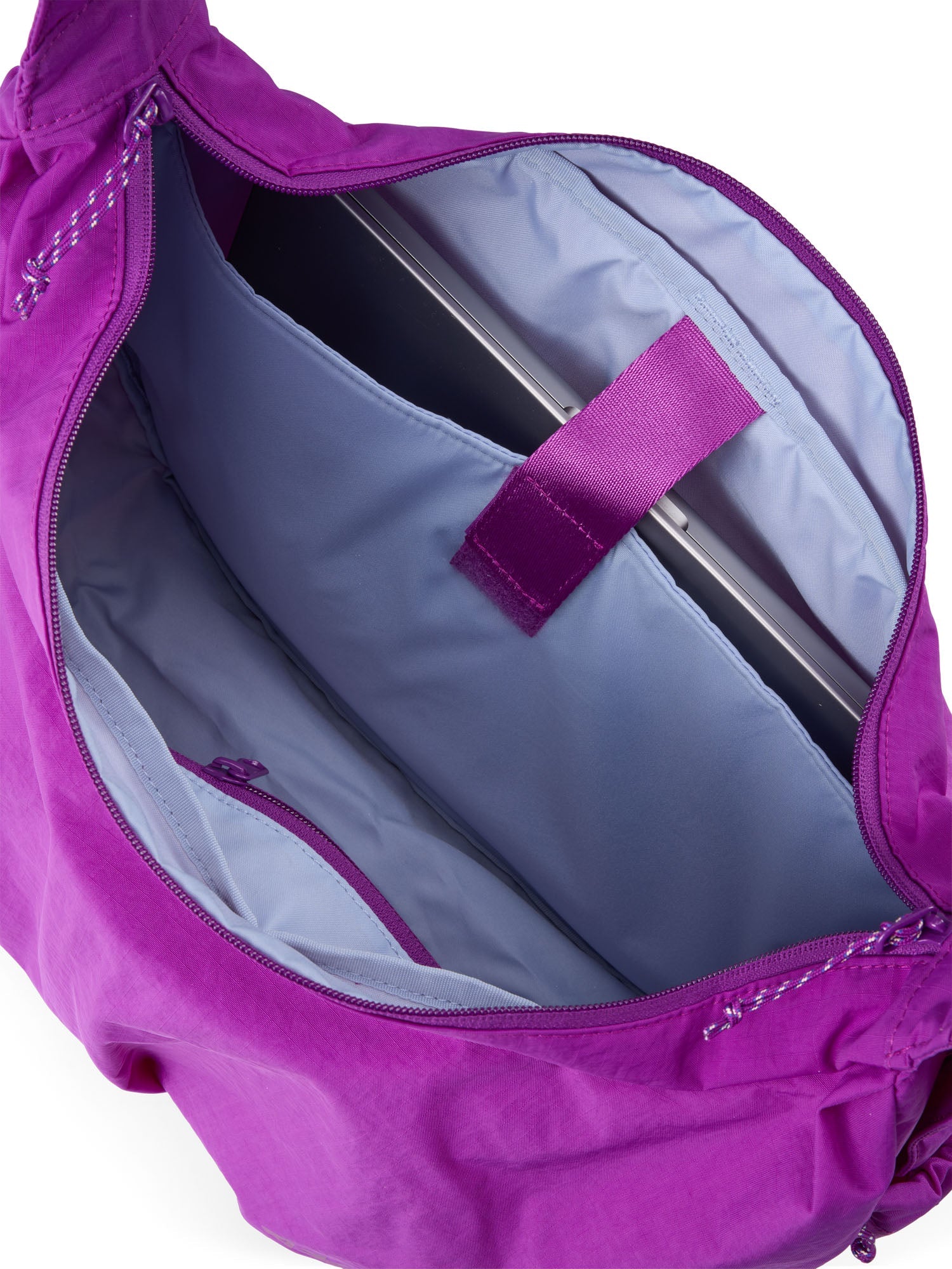 aevor-slouchy-bag-handtasche-23l-electric-fuchsia image 3