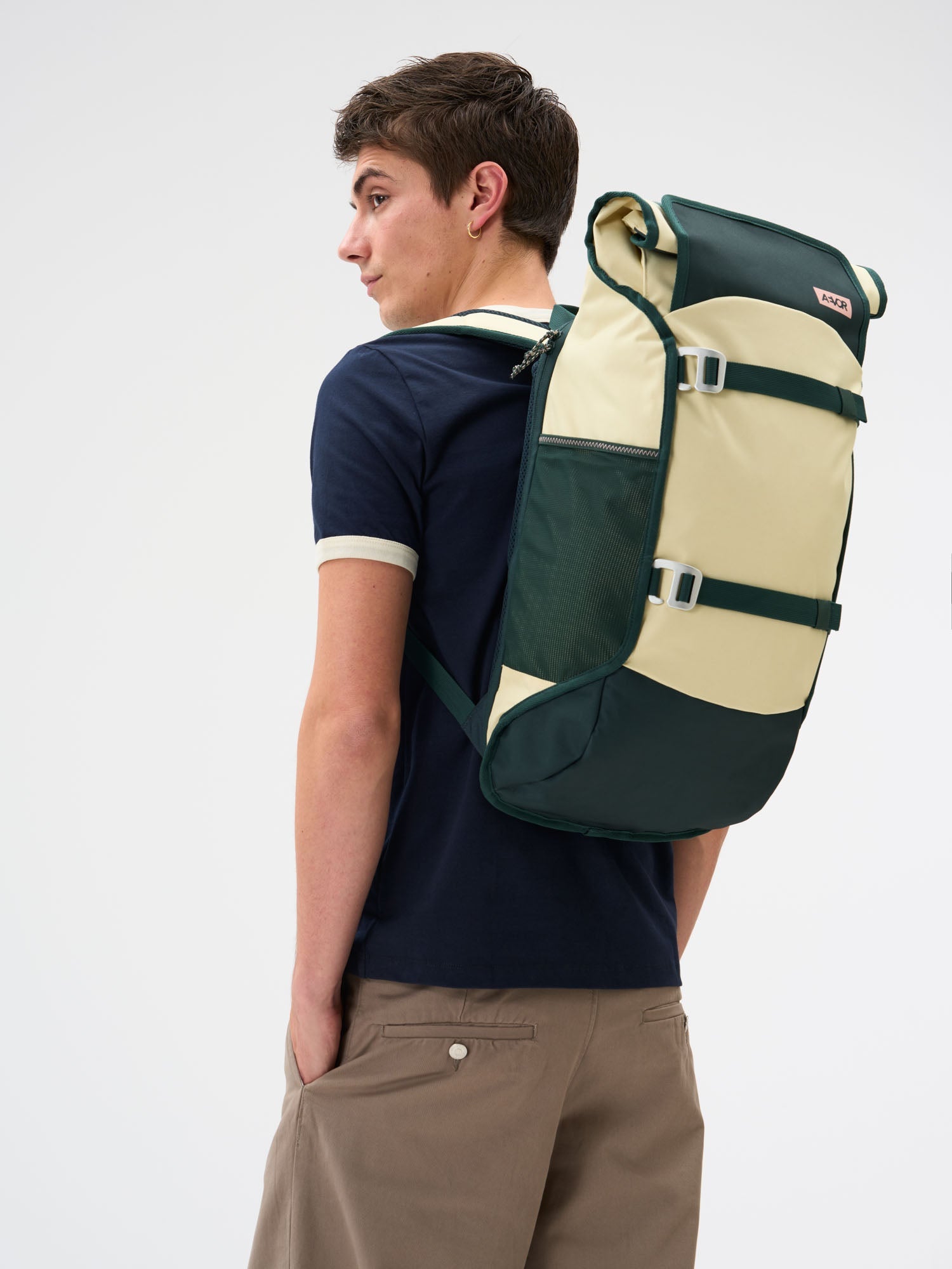 aevor-trip-pack-rucksack-banana-split-26-33-l-15-zoll image 2