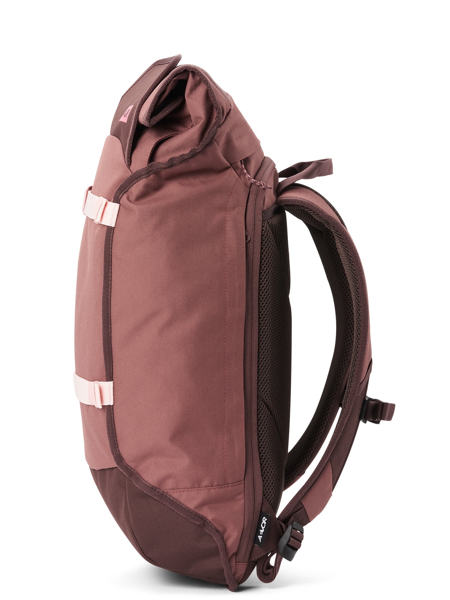 aevor-trip-pack-rucksack-raw-ruby-26-33-l-mit-laptopfach image 7