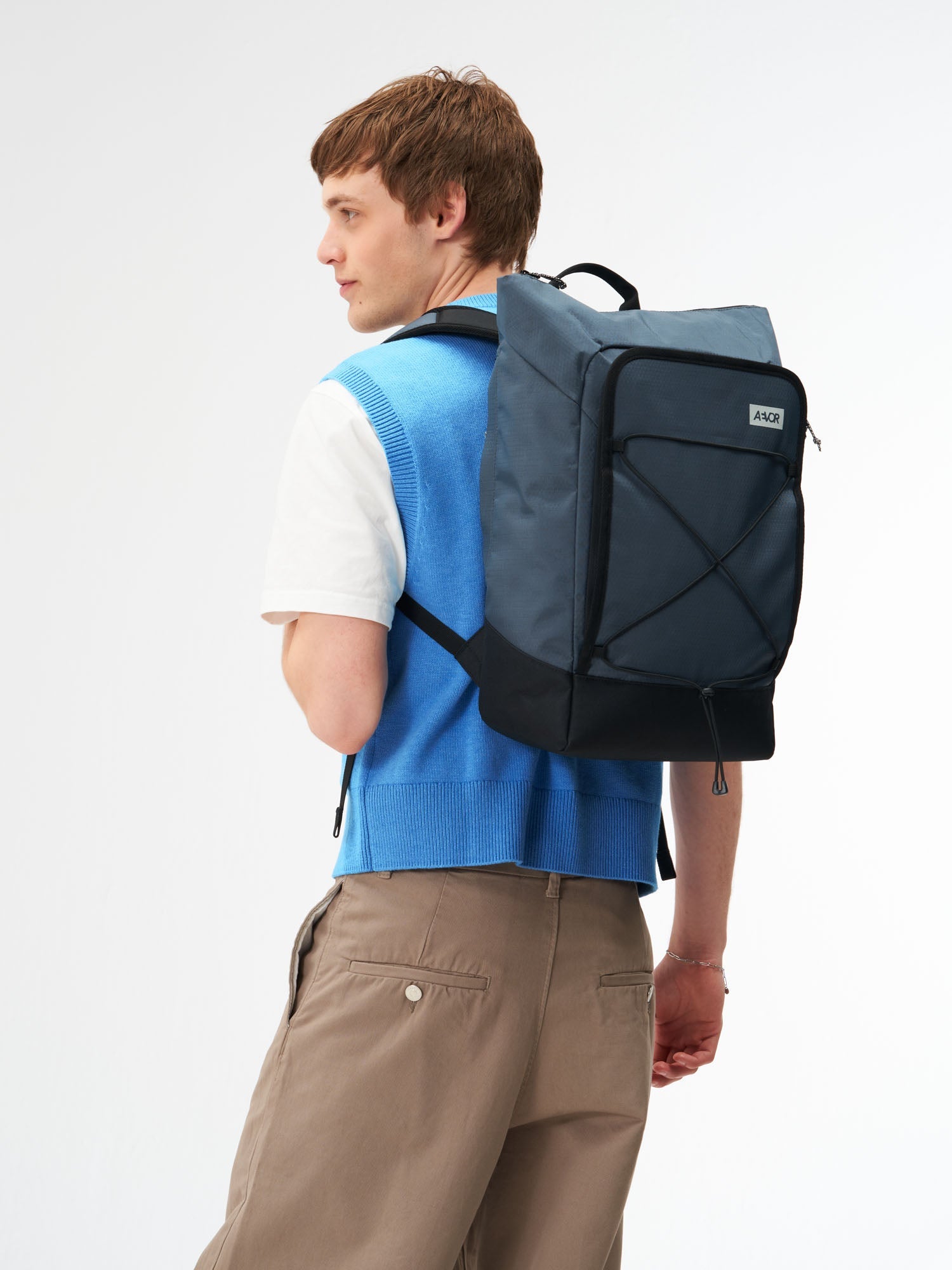 aevor-day-pack-flx-proof-petrol-rucksack-21-liter image 6