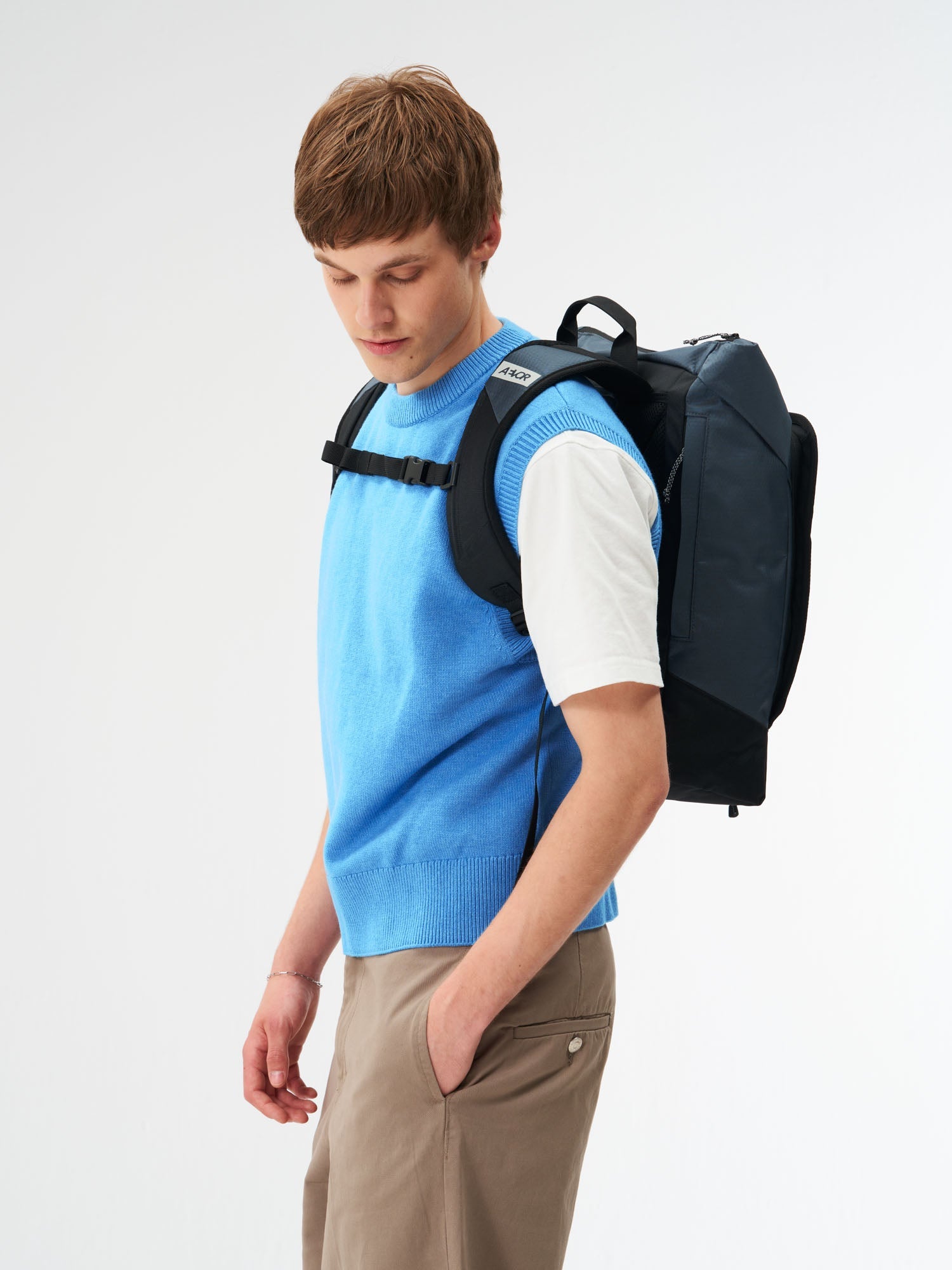 aevor-day-pack-flx-proof-petrol-rucksack-21-liter image 5