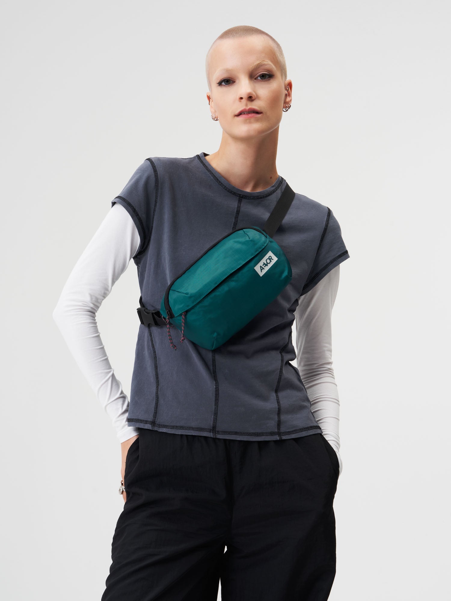 aevor-hip-bag-ease-bauchtasche-ripstop-evergreen-osfa image 2