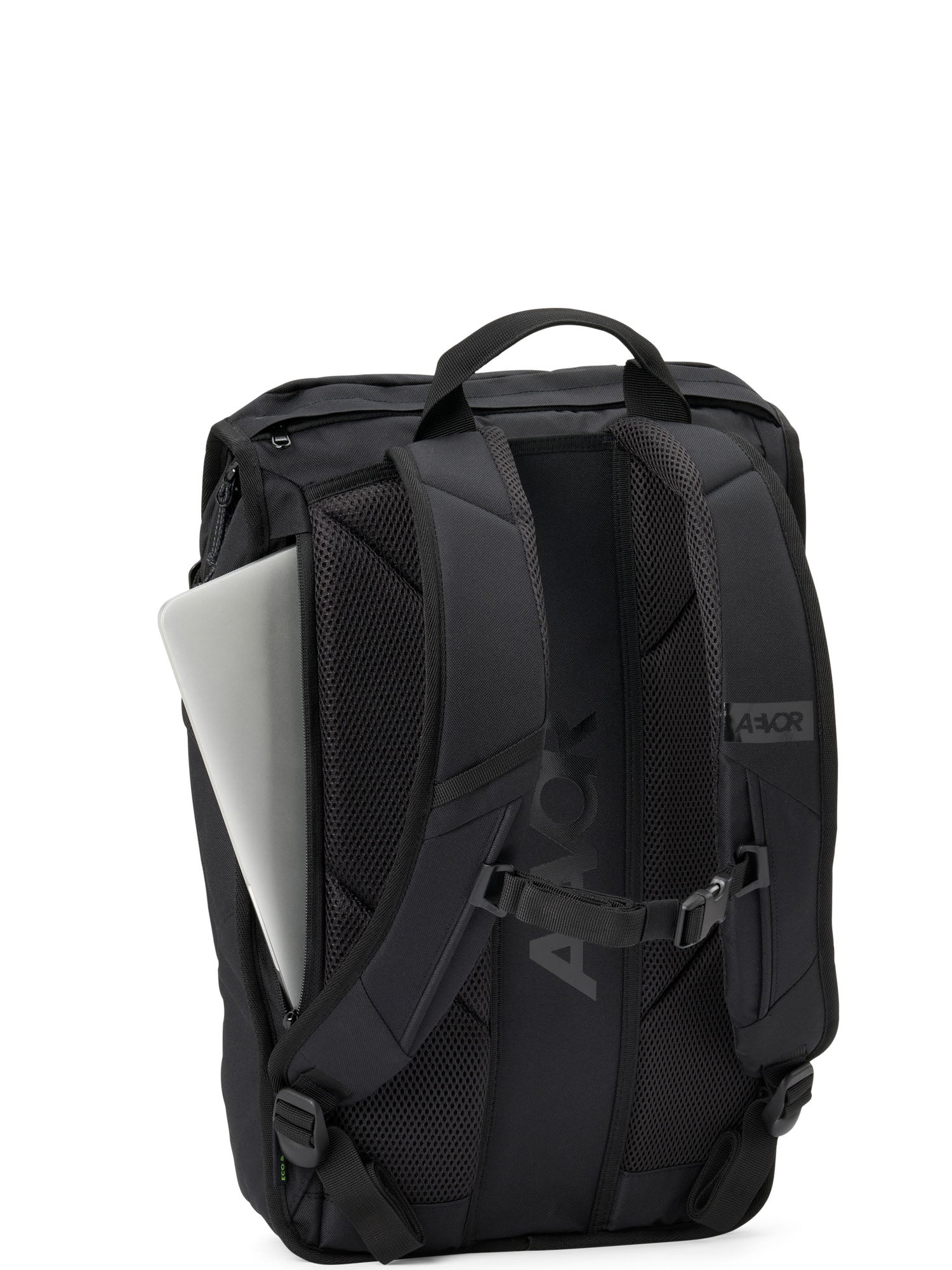 aevor-daypack-rucksack-black-eclipse-18-l-erweiterbar image 5