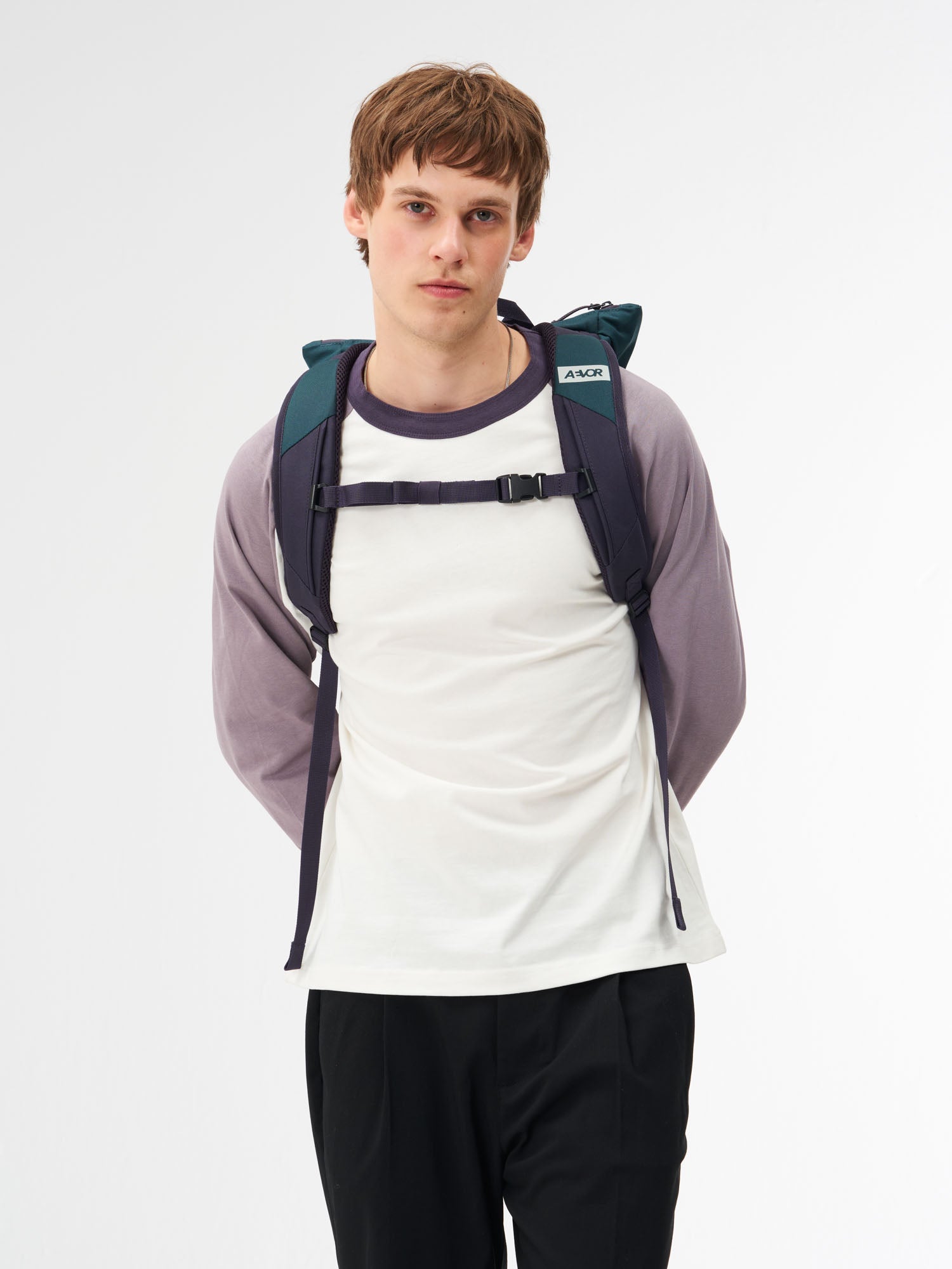 aevor-day-pack-flx-rucksack-vintage-teal-21l-laptop image 5