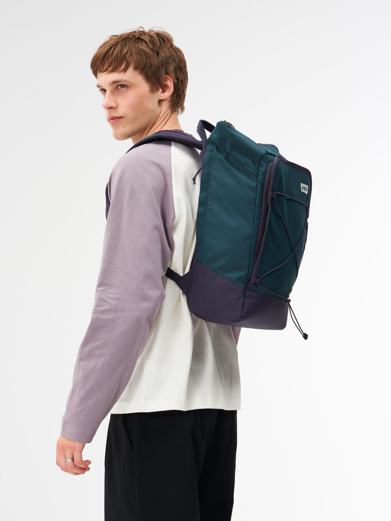 aevor-day-pack-flx-rucksack-vintage-teal-21l-laptop image 6