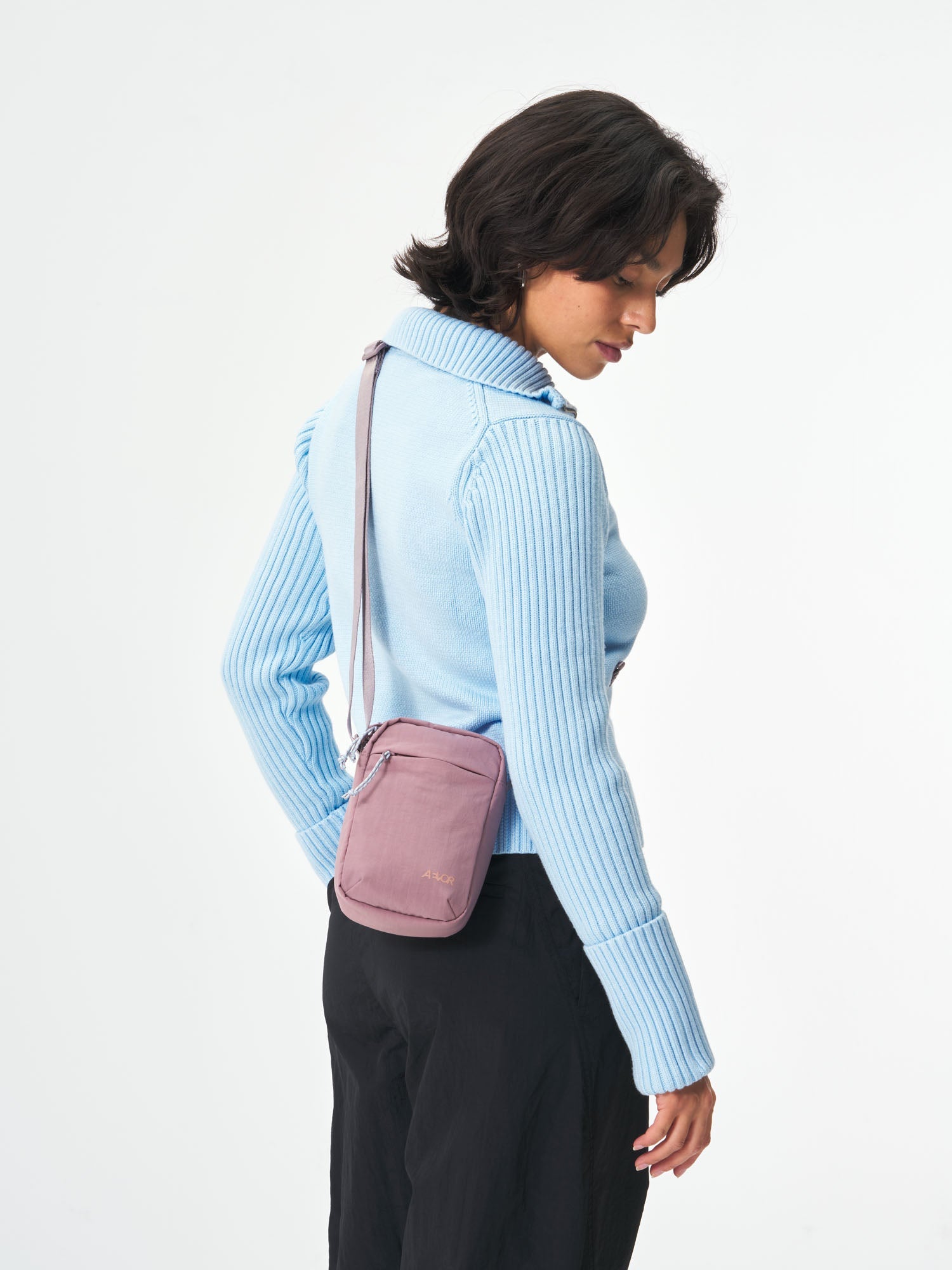 aevor-easy-ride-pouch-bauchtasche-rosewood-osfa image 2