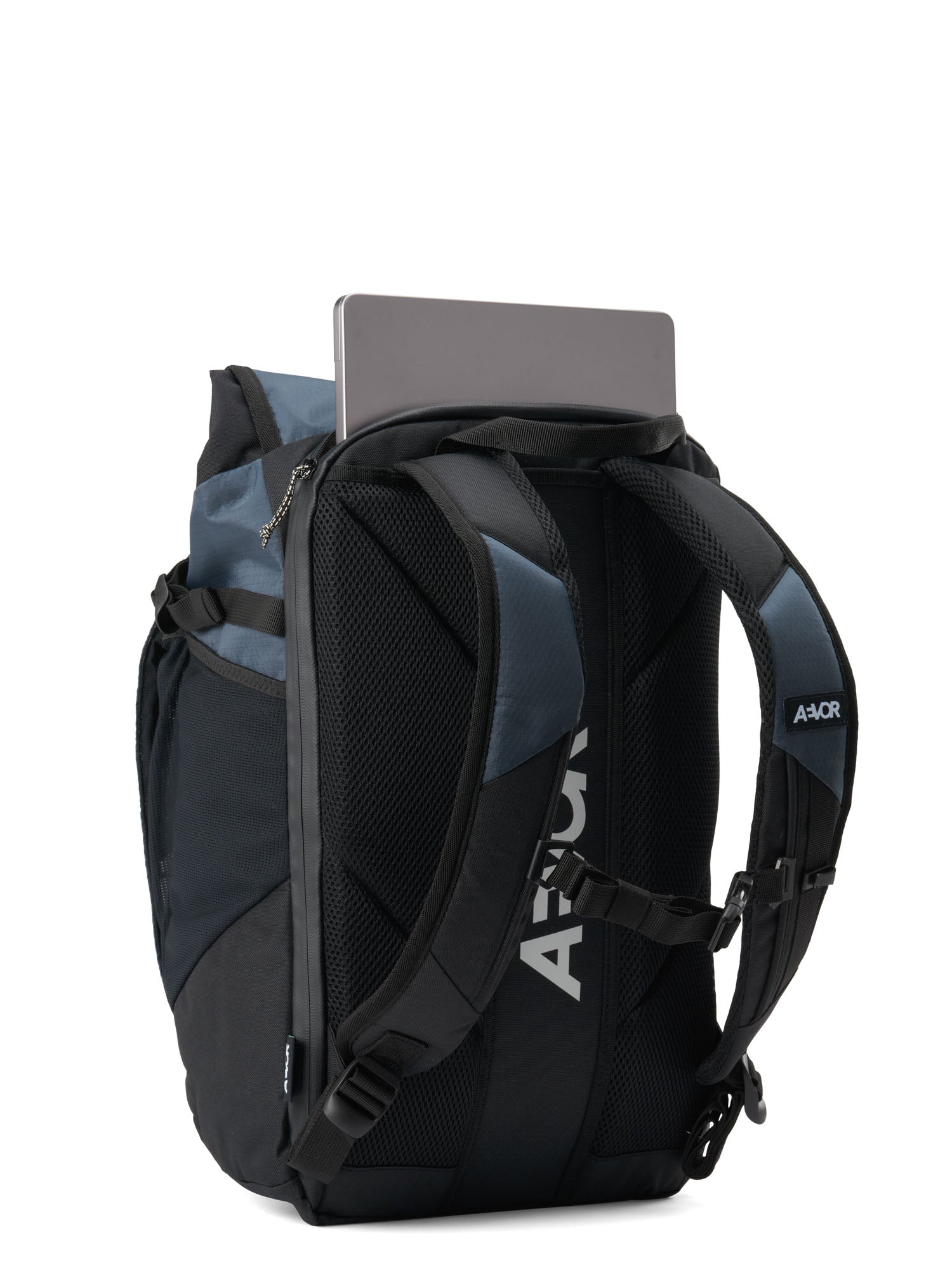 aevor-roll-pack-2-0-rucksack-proof-petrol-mit-15-laptopfach image 3