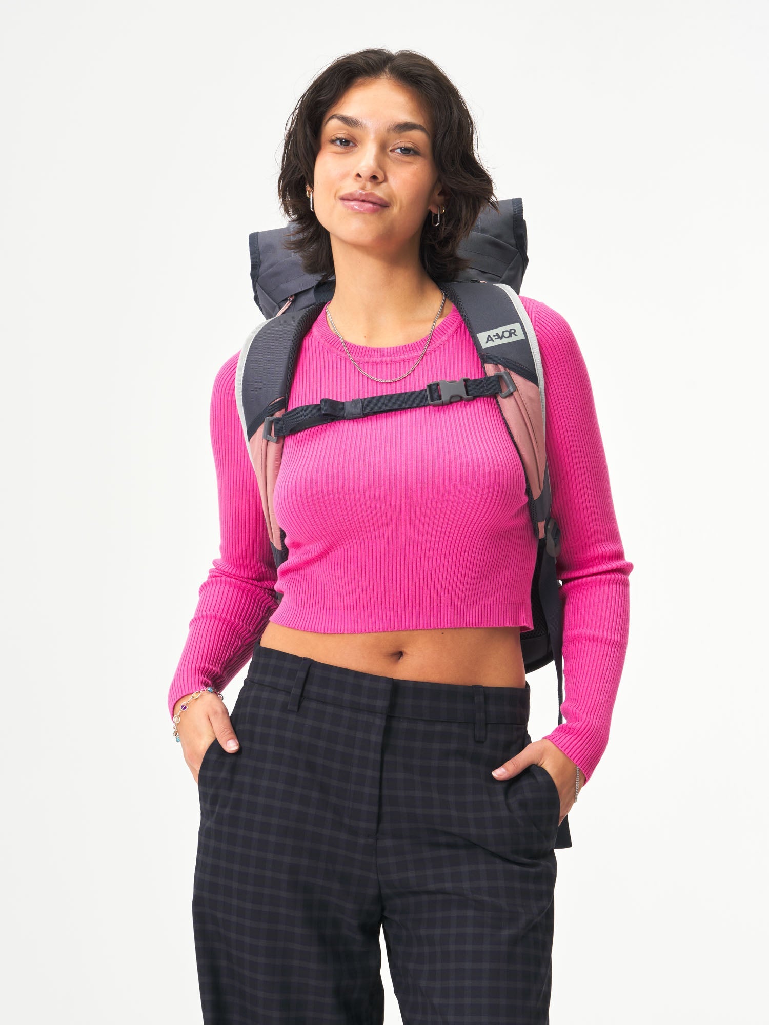 aevor-trip-pack-rucksack-chilled-rose-26-33-l-mit-laptopfach image 7