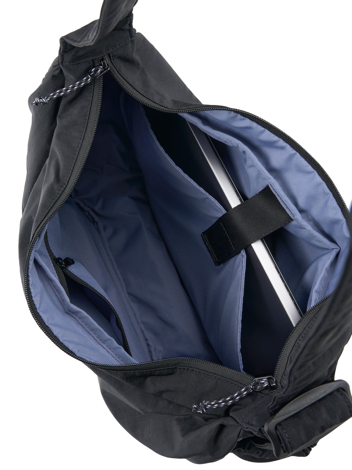 aevor-slouchy-bag-handtasche-23l-black-laptopfach image 3
