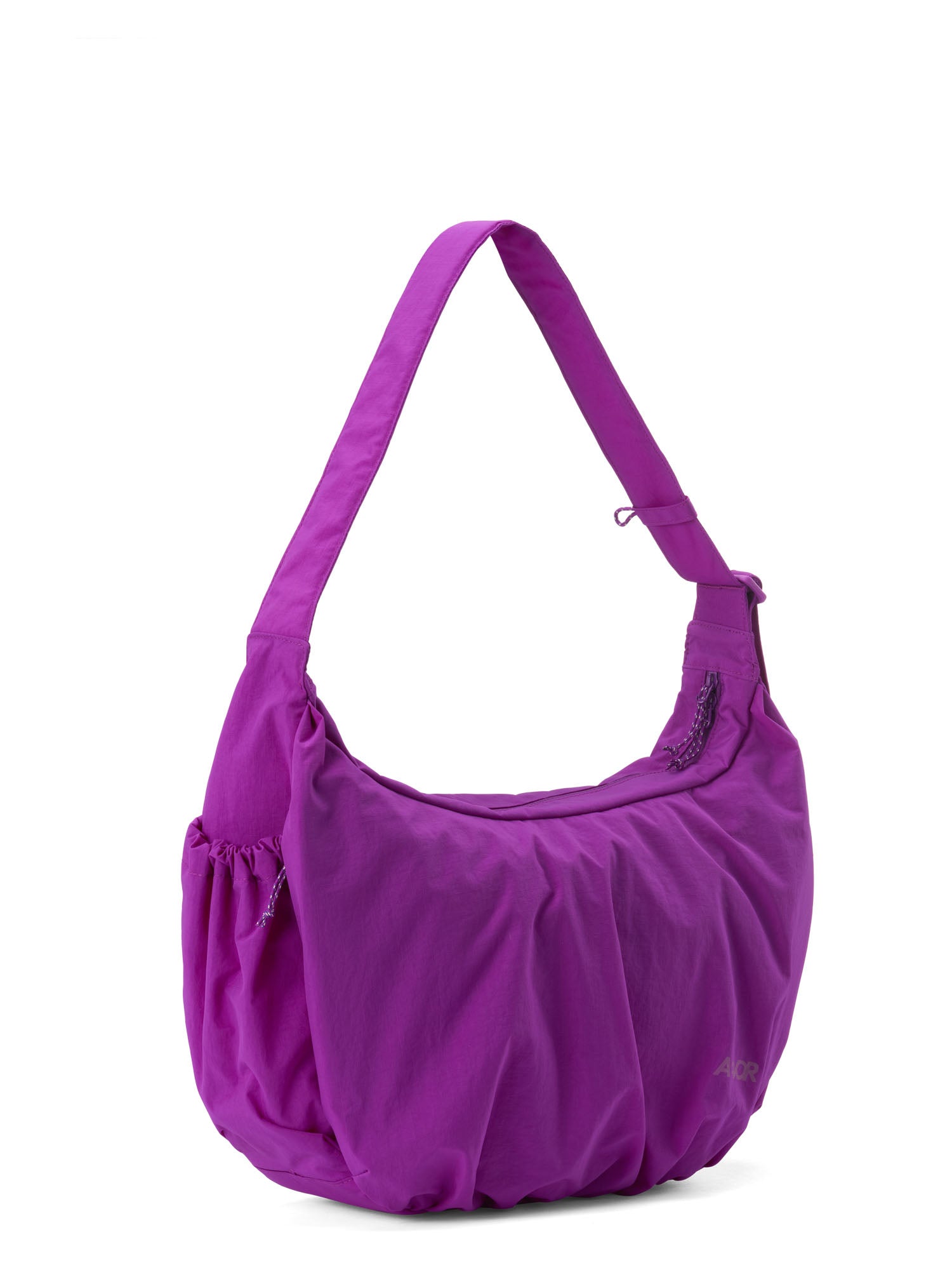 aevor-slouchy-bag-handtasche-23l-electric-fuchsia image 4