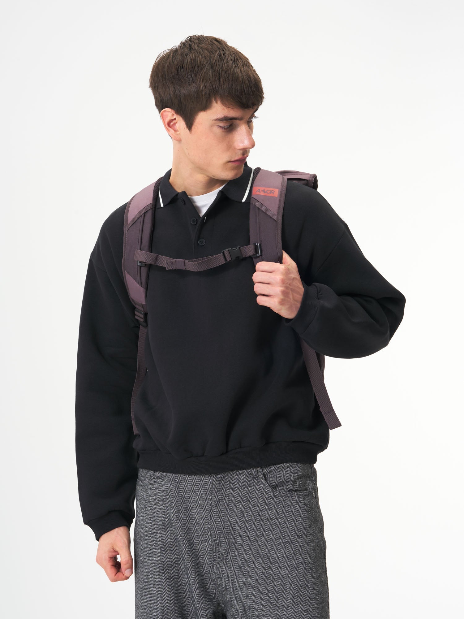 aevor-daypack-rucksack-oxy-purple-18-l-erweiterbar image 6
